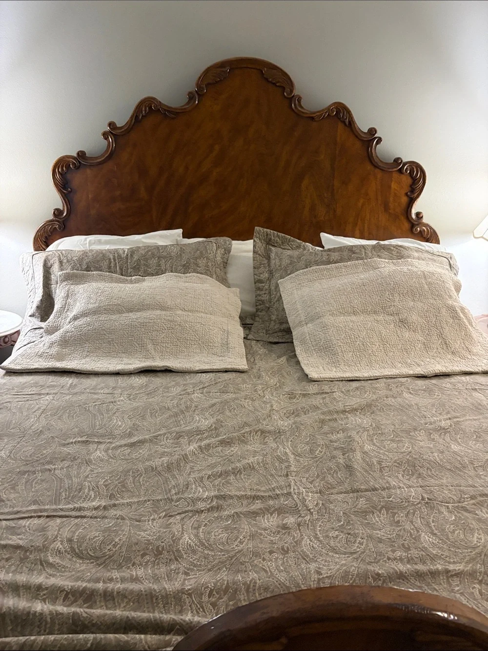 Peacock Alley cream Pillow sham Set
